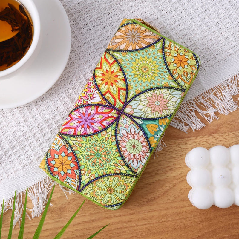 Carteira Feminina com Estampa Divertida