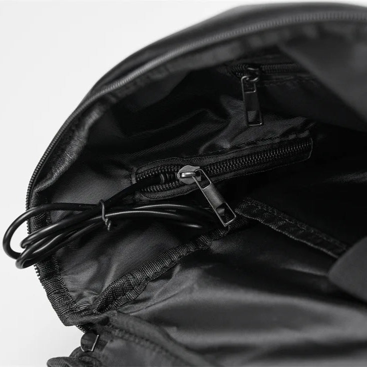 Mochila de Couro PU com Carregamento USB