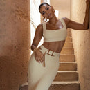 Conjunto Blusa com Decote Quadrado e Saia de Cintura Alta