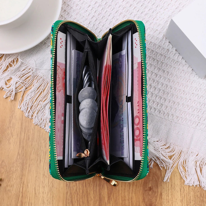 Carteira Feminina com Estampa Divertida