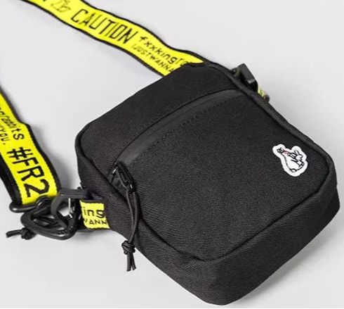 Coleção de Bolsas Urbanas com Alça Personalizada