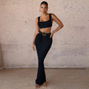 Conjunto Blusa com Decote Quadrado e Saia de Cintura Alta