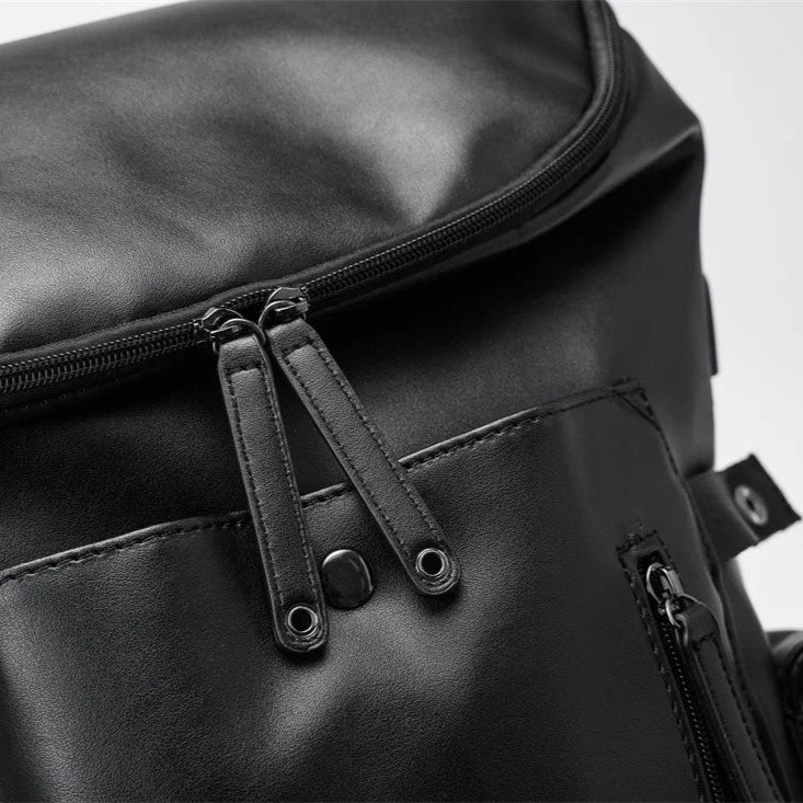 Mochila de Couro PU com Carregamento USB