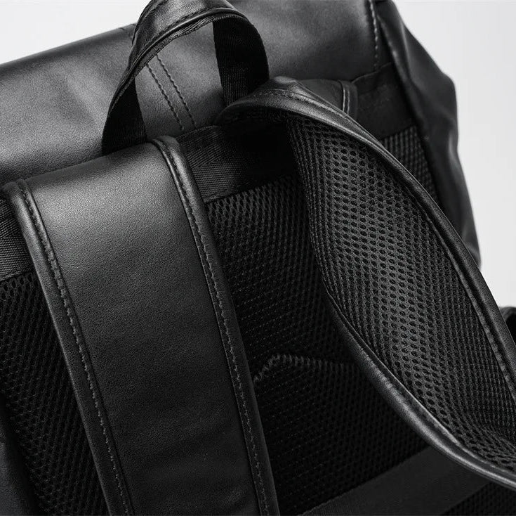 Mochila de Couro PU com Carregamento USB