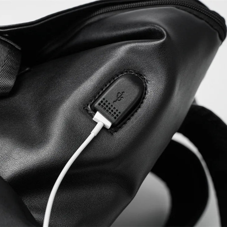 Mochila de Couro PU com Carregamento USB