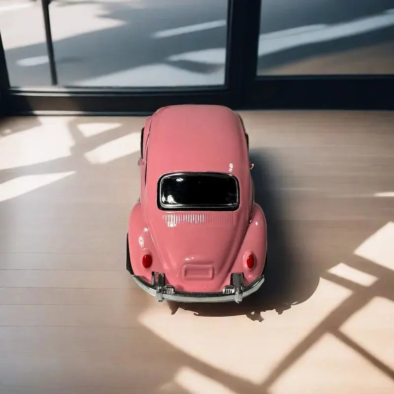Fusca de Brinquedo com Design Realista