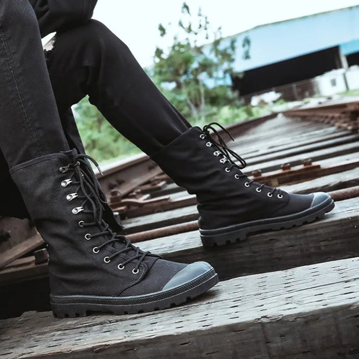 Coturno Masculino Cano Médio