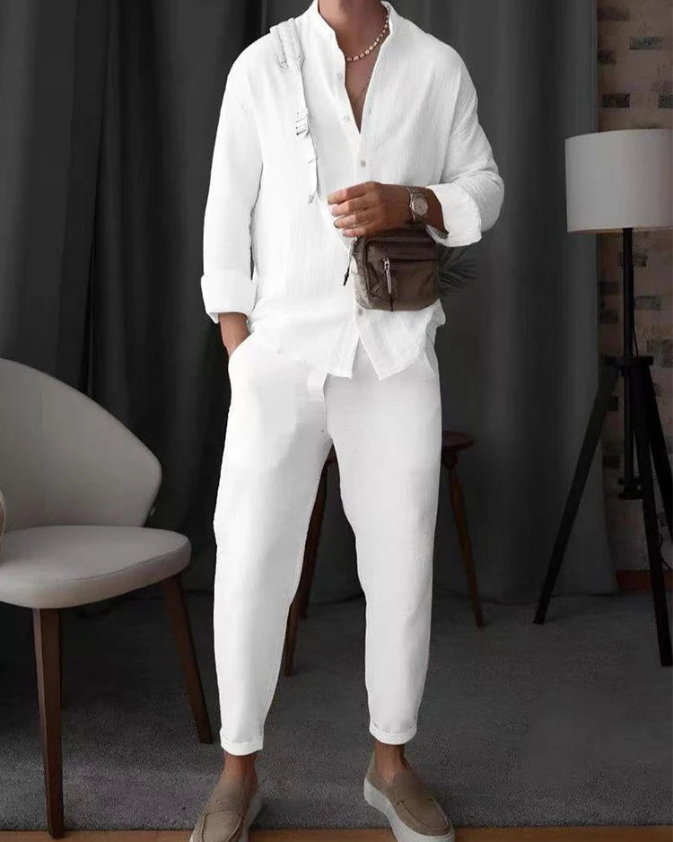 Conjunto Masculino com Blusa de Manga Longa e Calça