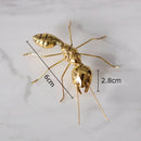 Estatuetas de Borboleta e Formigas em Miniatura