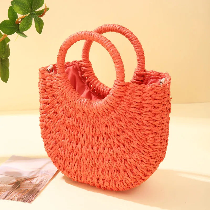 Bolsa de Palha com Design Meia Lua