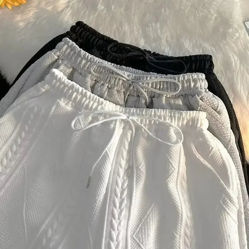 Conjunto Masculino com Camisa Gola V e Short