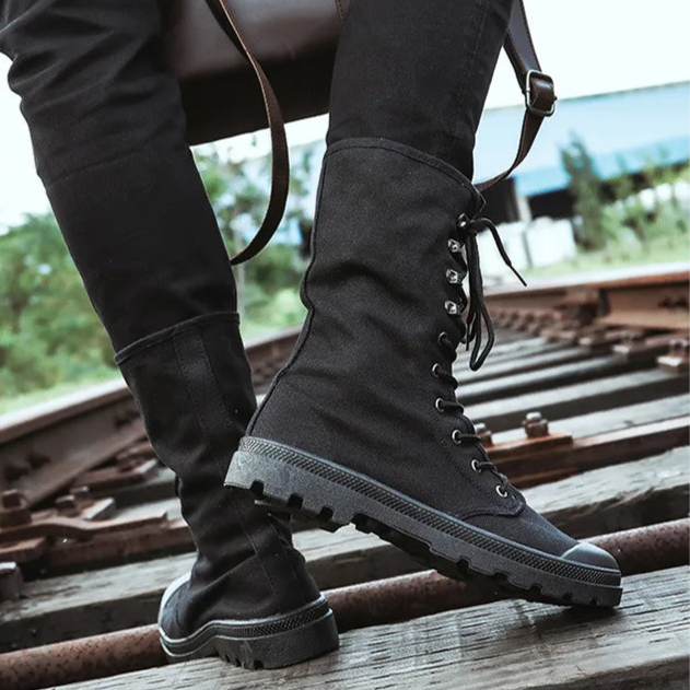 Coturno Masculino Cano Médio