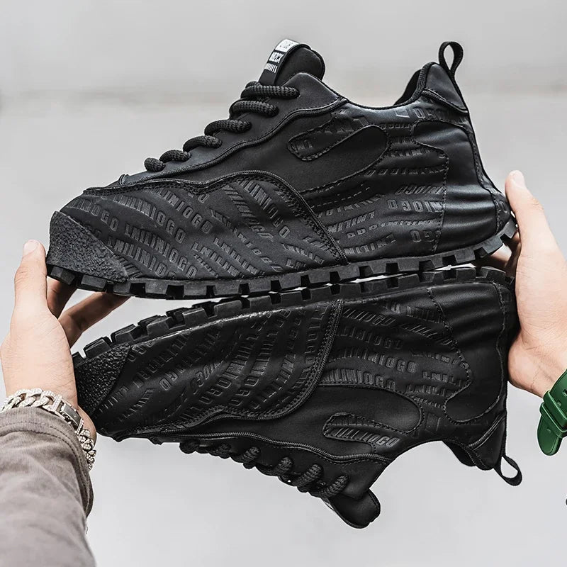 Tênis Casual Masculino com Detalhes em Patchwork