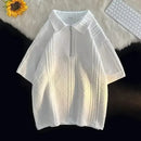 Conjunto Masculino com Camisa Gola V e Short