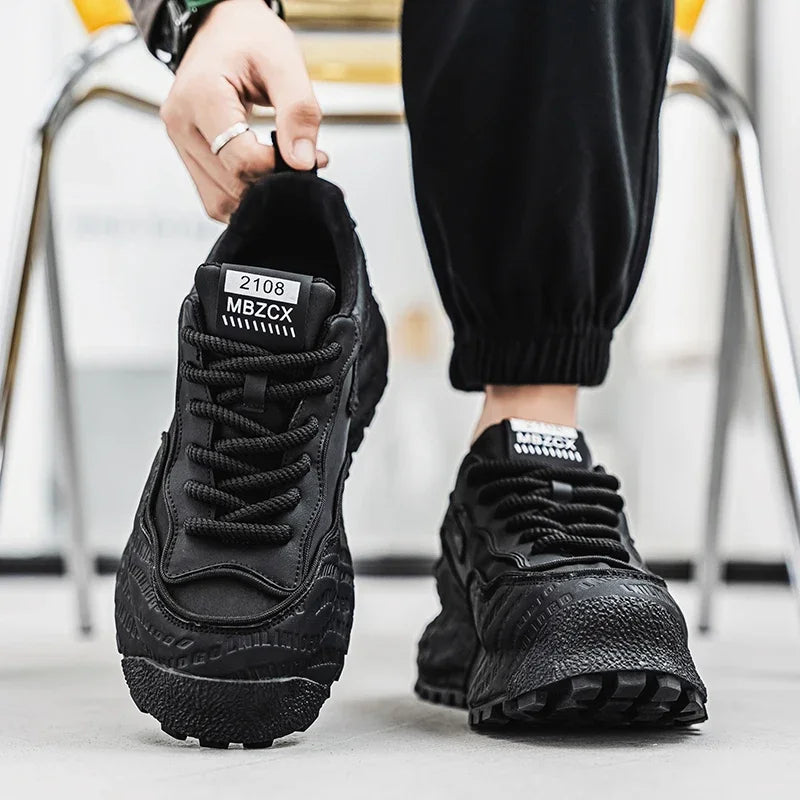 Tênis Casual Masculino com Detalhes em Patchwork