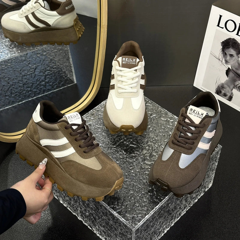 Tênis Feminino em Tons de Marrom