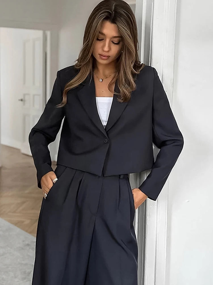 Conjunto Feminino Elegante e Sofisticado | Blazer de Decote V e Calça de Cintura Alta