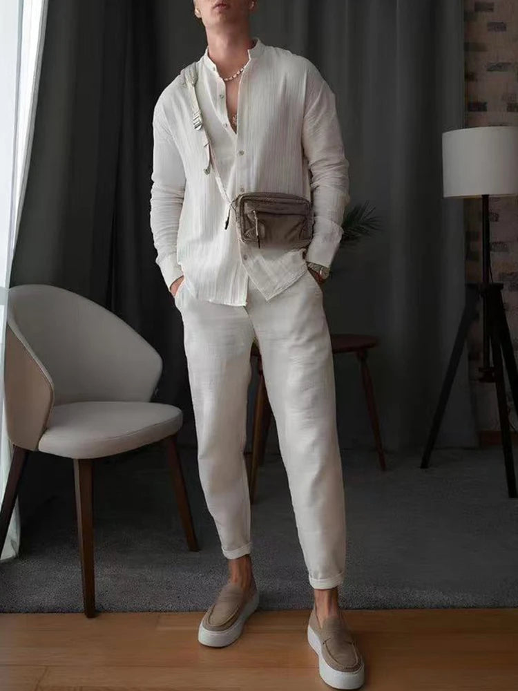 Conjunto Masculino com Blusa de Manga Longa e Calça