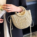 Bolsa de Palha com Design Meia Lua